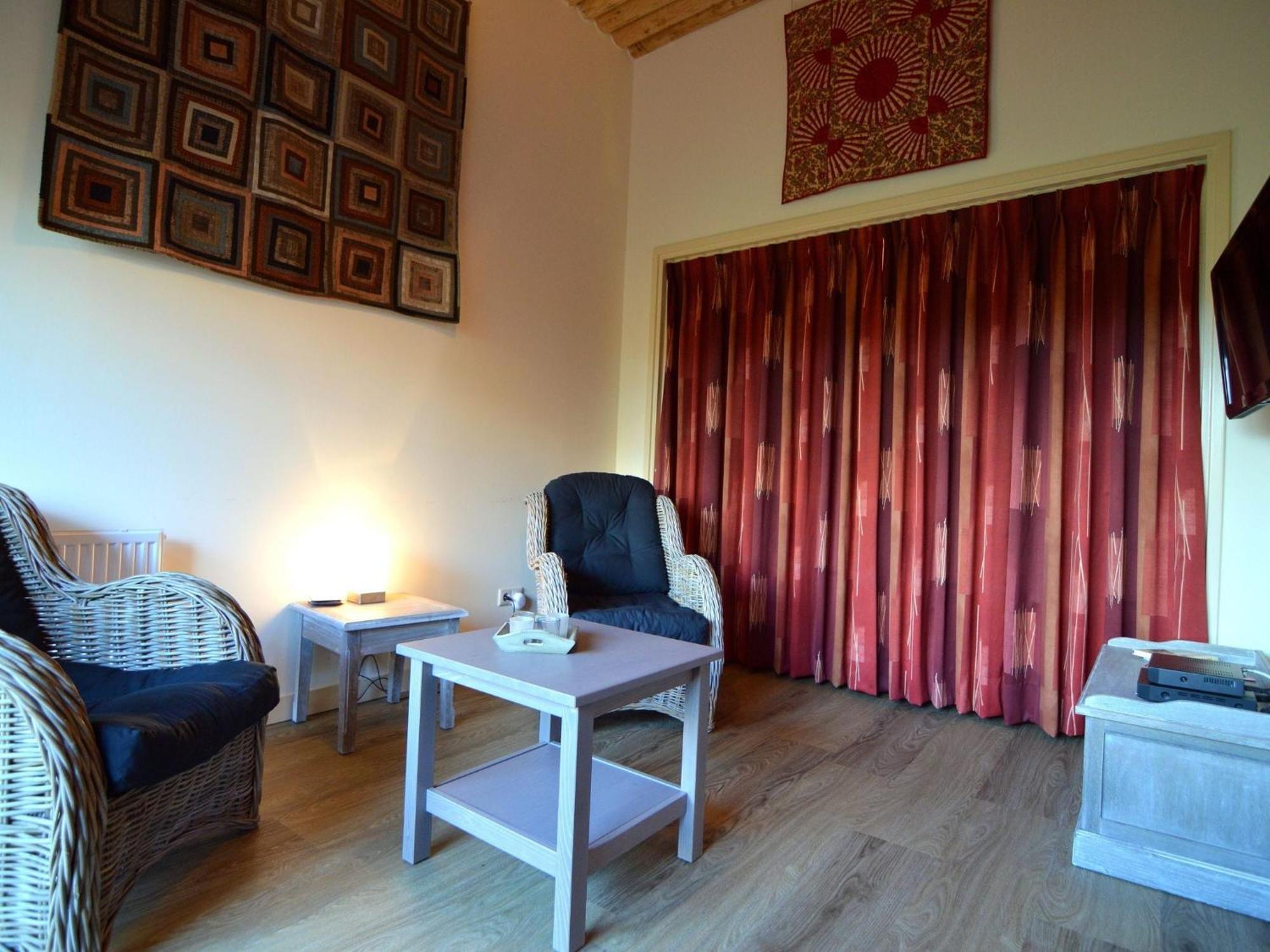 Quaint Farmhouse In Geesteren With Meadow View Екстер'єр фото