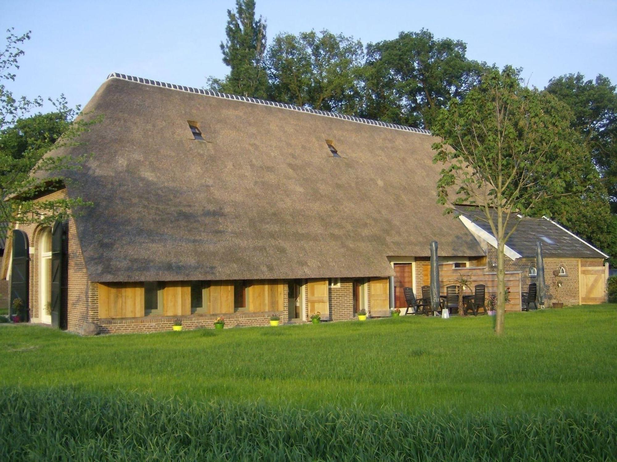 Quaint Farmhouse In Geesteren With Meadow View Екстер'єр фото